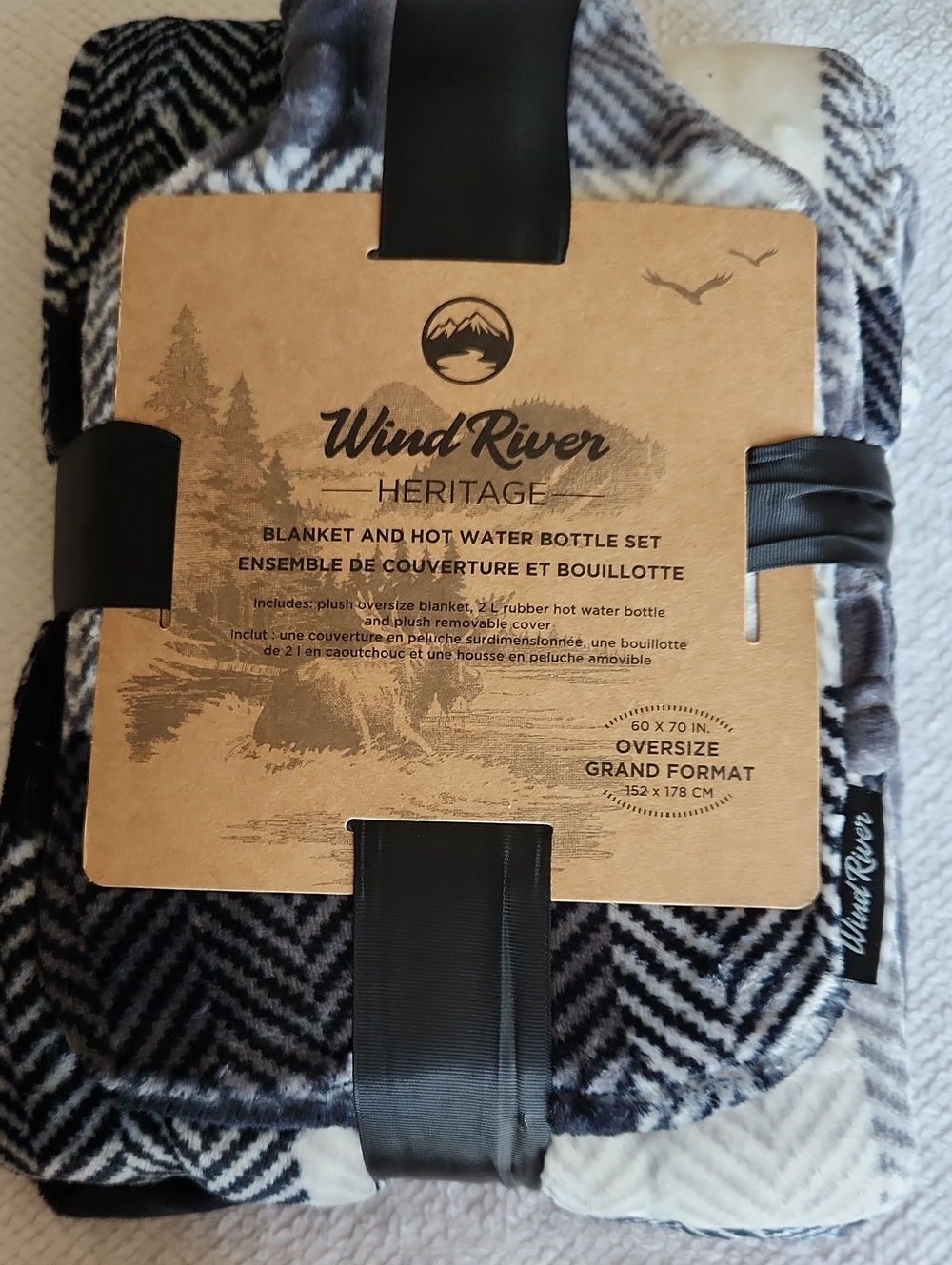 Black & White Plush Blanket with Hot Water Bottle